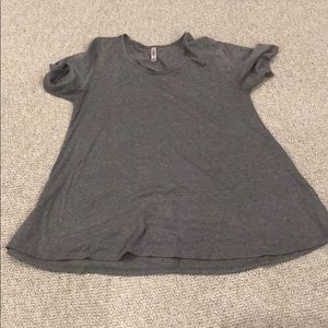 LuLaRoe Tops - Lularoe Heathered Gray Perfect T LuLaRoe Tops - Lularoe Heathered Gray Perfect T